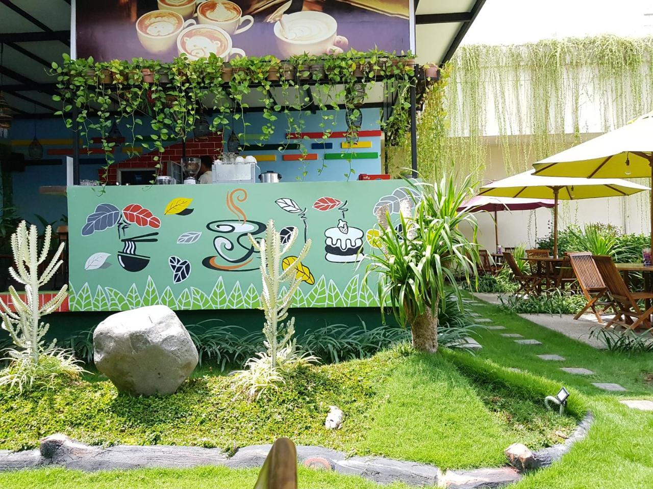 סידוארג'ו Cordia Hotel Surabaya Airport - Hotel Dalam Bandara - Formerly Ibis Budget Surabaya Airport מראה חיצוני תמונה